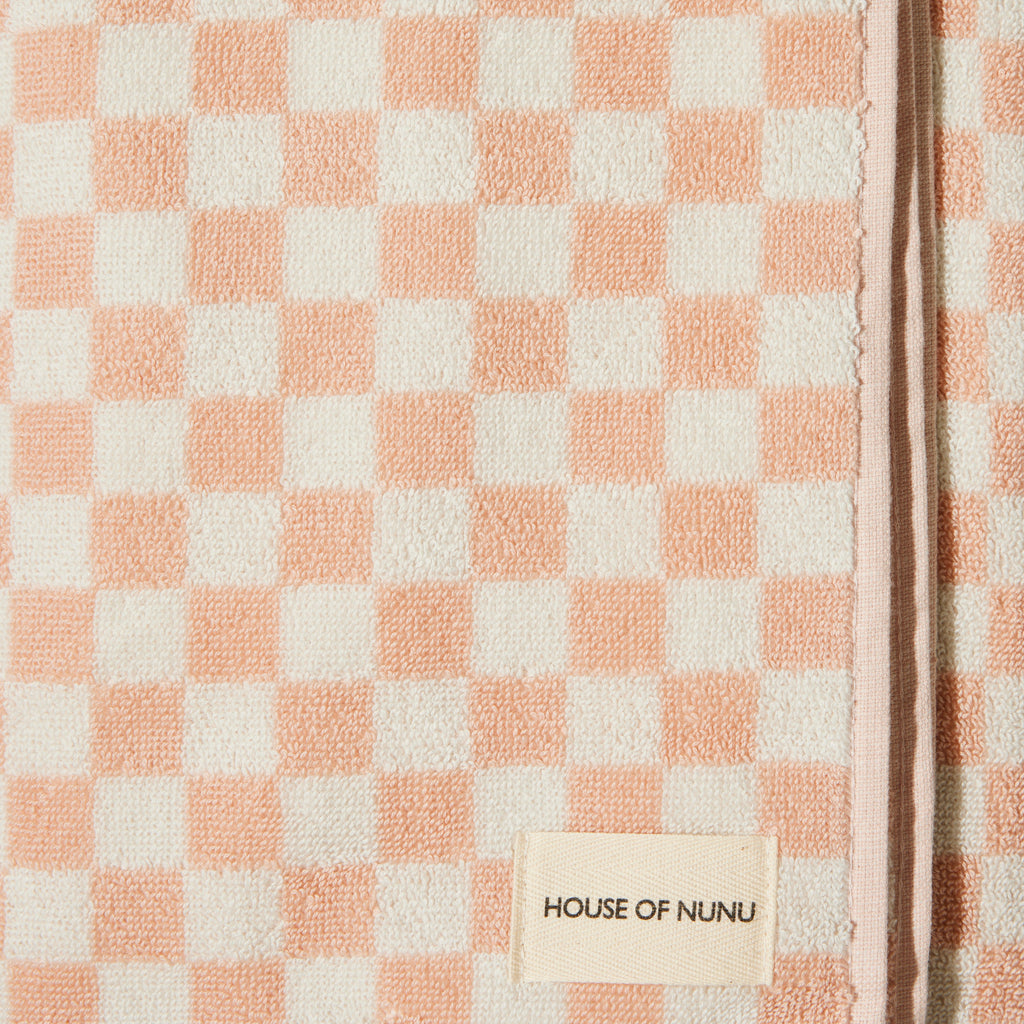 BATH TOWEL IN LILAC CHECK – House of Nunu
