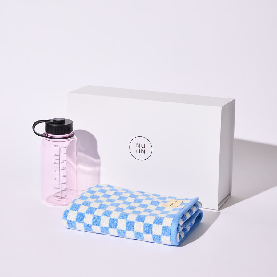 TOWEL + SWEATY DRINK BOTTLE GIFT SET